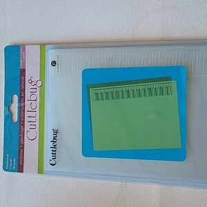 Cuttlebug 1 Embossing Border 5" x 7"  Brand New